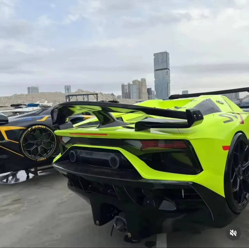 Lamborghini Aventador SVJ, water cars